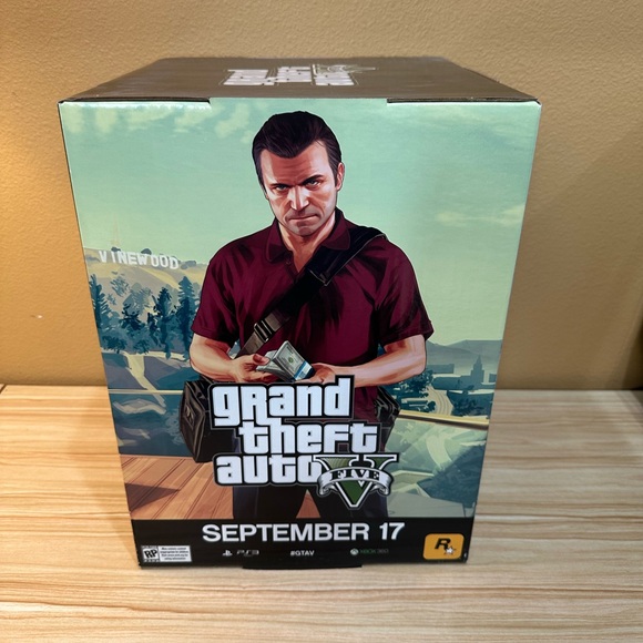 GTA 5 Promotional Box